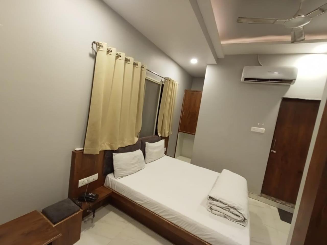 Hotel Shankar Ujjain Exterior foto